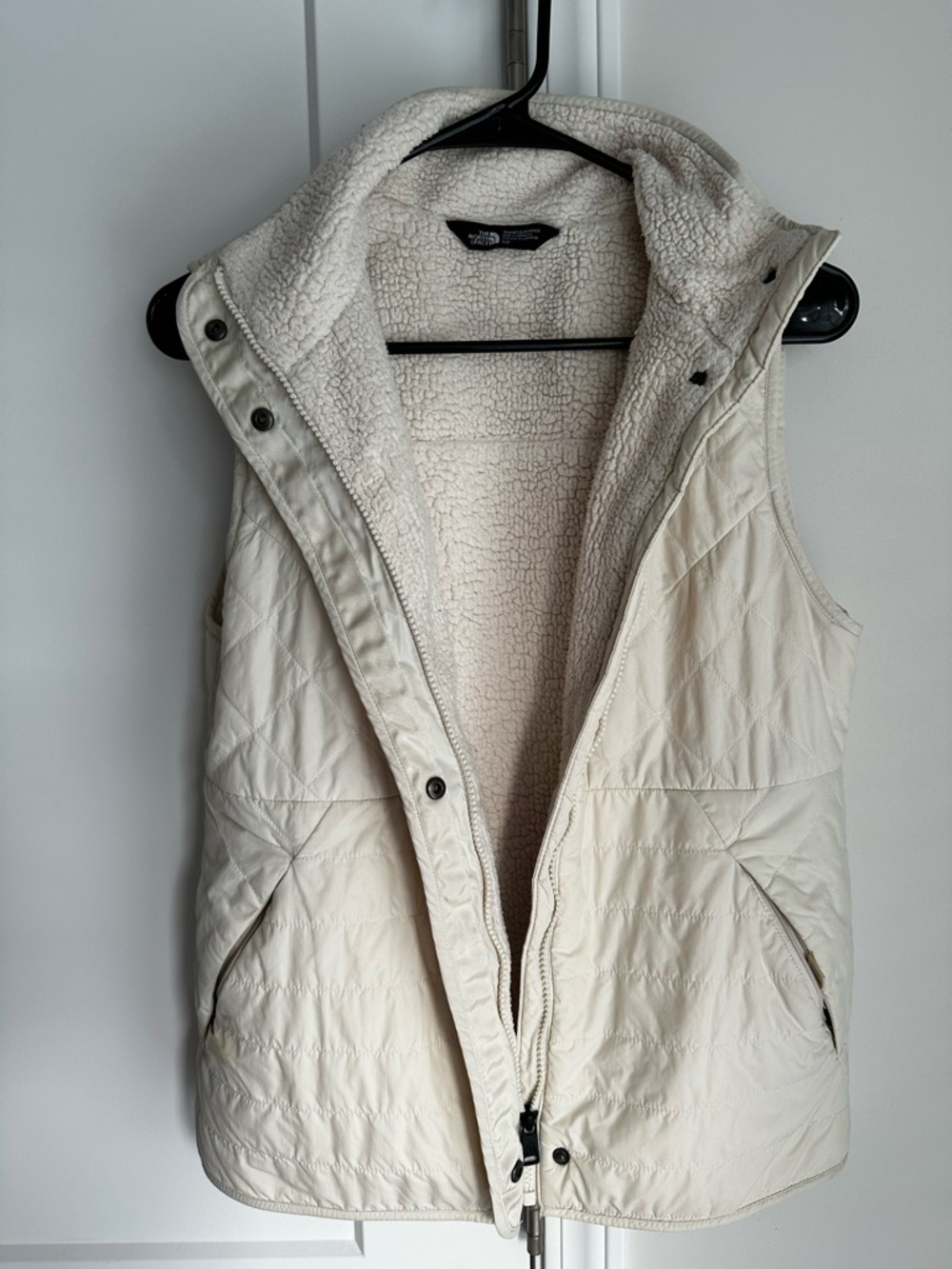 The North Face sherpa lined puffer vest sz small